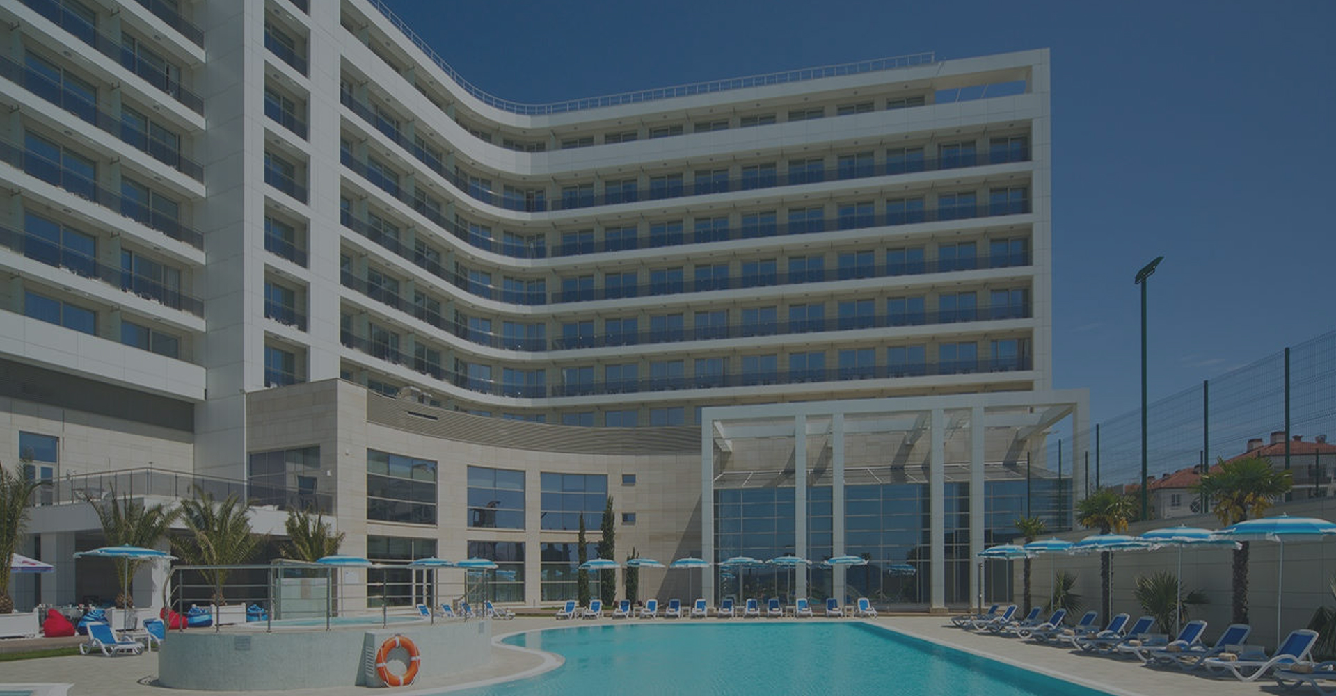 Radisson краснодарский край сочи парусная улица. Рэдиссон Сочи. Рэдиссон Блю Адлер. Отель Рэдиссон Сочи. Radisson Blu Sochi Congress конгресс центр.